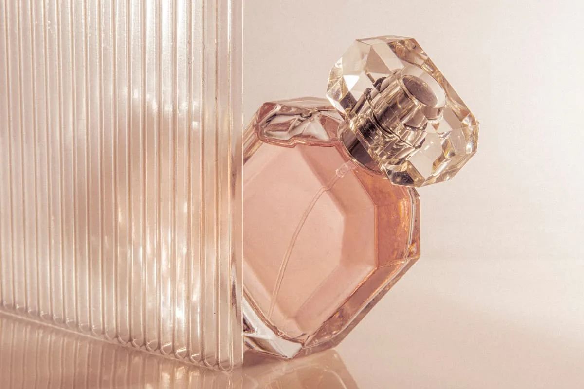 Arabialainen hajuvesi La Rosa de Armaf – vastustamaton tuoksu naisille