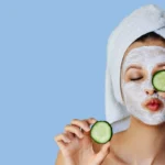 Suomalainen metsäeliksiiri: Naamio marjoista, jotka saavat ihon hehkumaan