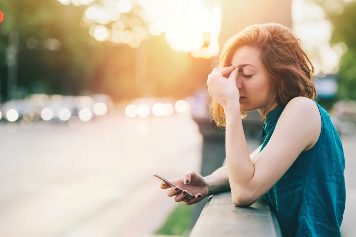 Mitkä piirteet yhdistävät ihmisiä, jotka unohtavat nimiä – psykologian näkökulma