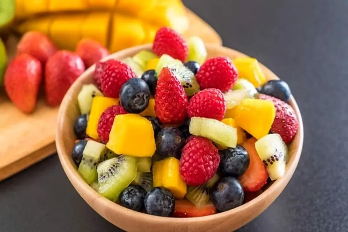Älä säilytä hedelmiä kulhoissa tai koreissa: Asiantuntijan yllättävä syy ja vinkit