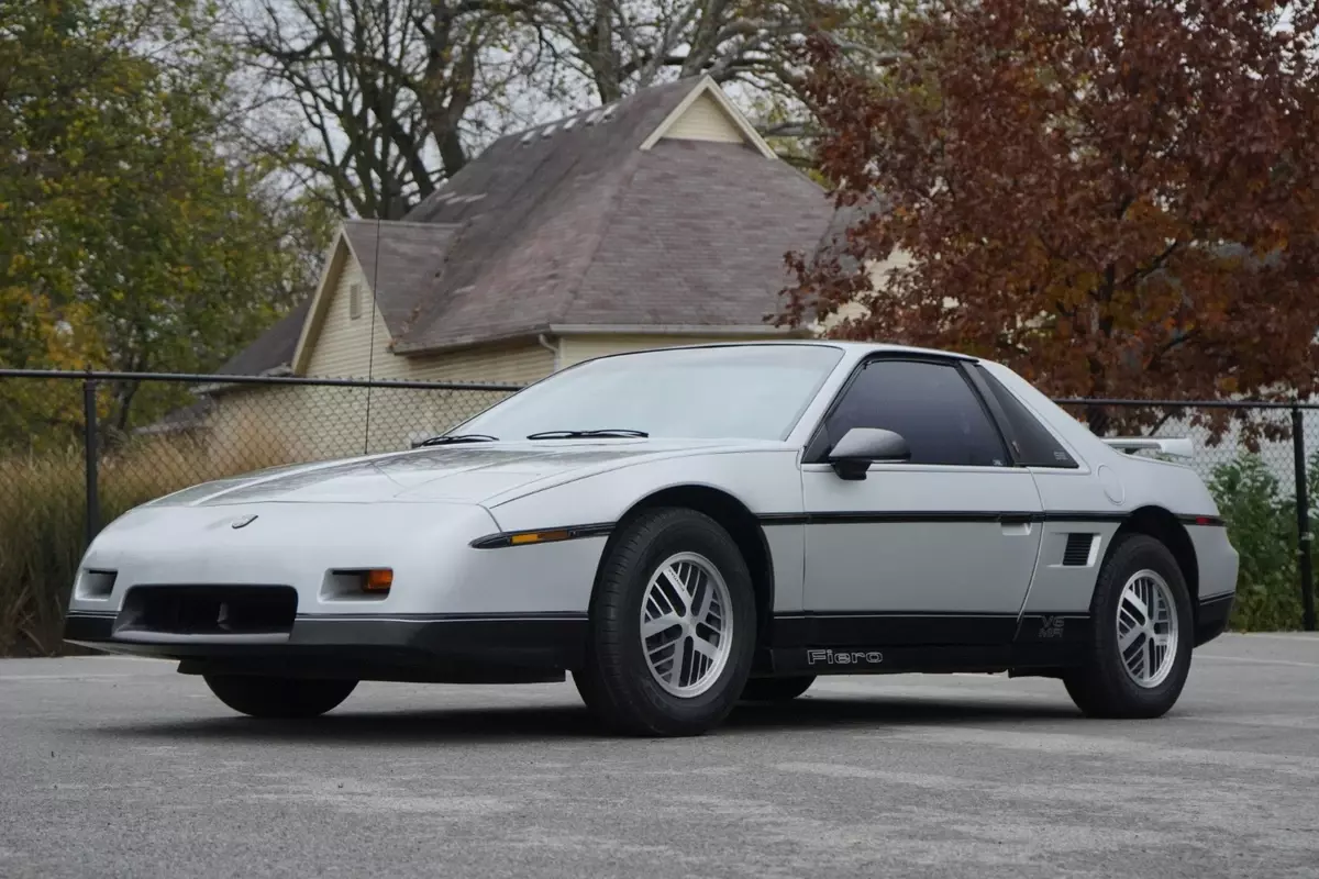 Viisi automallia, joiden moottorit pettävät: asiantuntijat varoittavat näistä autoista