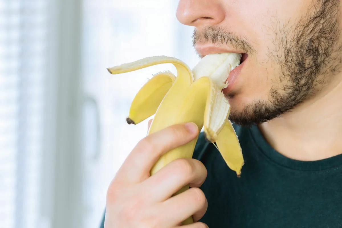 Mitä tapahtuu, kun syöt banaanin ennen treeniä?