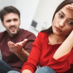 Hiljaisuuden vahvuudet ja heikkoudet keskustelussa: Mitä psykologia kertoo?