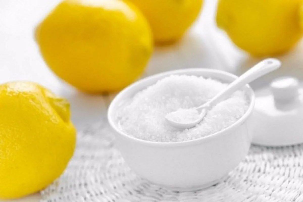 Kalkin poistaminen kylpyhuoneesta – luonnollinen ja tehokas kikka!