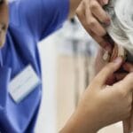 Kuinka estää kuulon heikkenemistä ikääntyneillä luonnollisesti