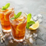 Onko kylmä tee terveellistä? Ravitsemusasiantuntijoiden tärkeät vinkit