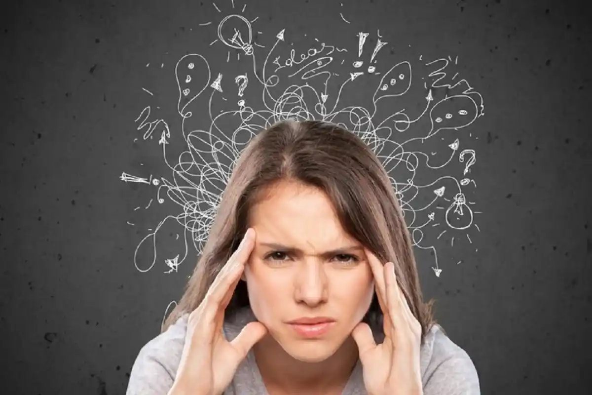 Seitsemän kysymyksen opas negatiivisten ajatusten purkamiseen: Psykologin neuvot