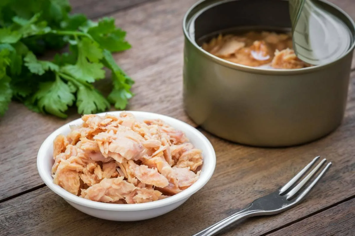 Näin valmistat proteiinipitoiset hampurilaiset ilman jauhoja vain kolmella ainesosalla