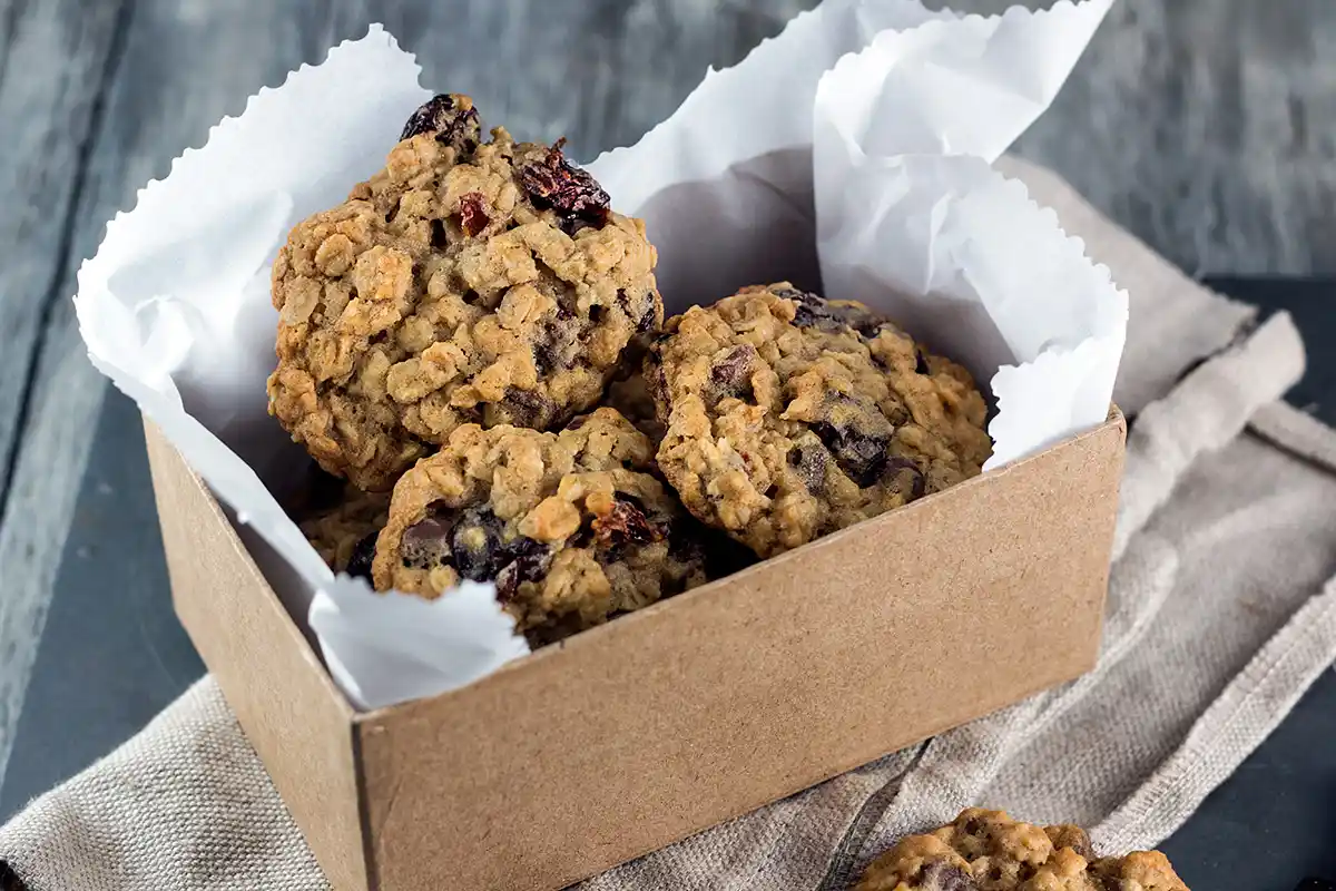 Valmista sokerittomat pähkinäkeksit helposti kuudessa vaiheessa