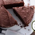 Ilman jauhoja: Valmista herkullinen suklaakakku vain 6 ainesosalla