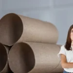 Uudelleenkäytä vessapaperirullat ja luo upea taulu, joka näyttää sisustuslehden sivuilta