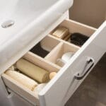 Kuinka valita ja asentaa toimiva allaskaappi kylpyhuoneeseen