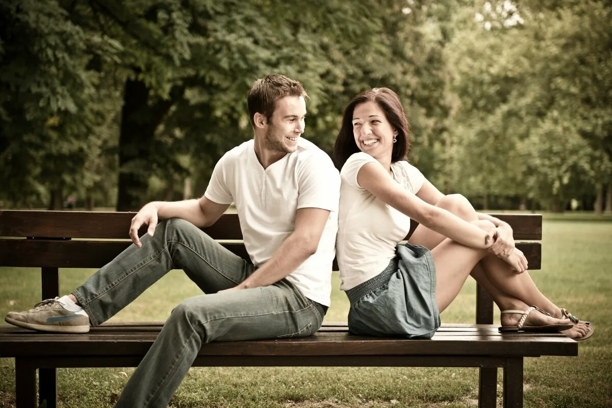 Ei romanttisuutta parisuhteessa? Näin arromantiikka vaikuttaa rakkauteen