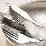 Unohda sieni: Näin peset aterimet oikein ja saat ne loistamaan kuin uudet!