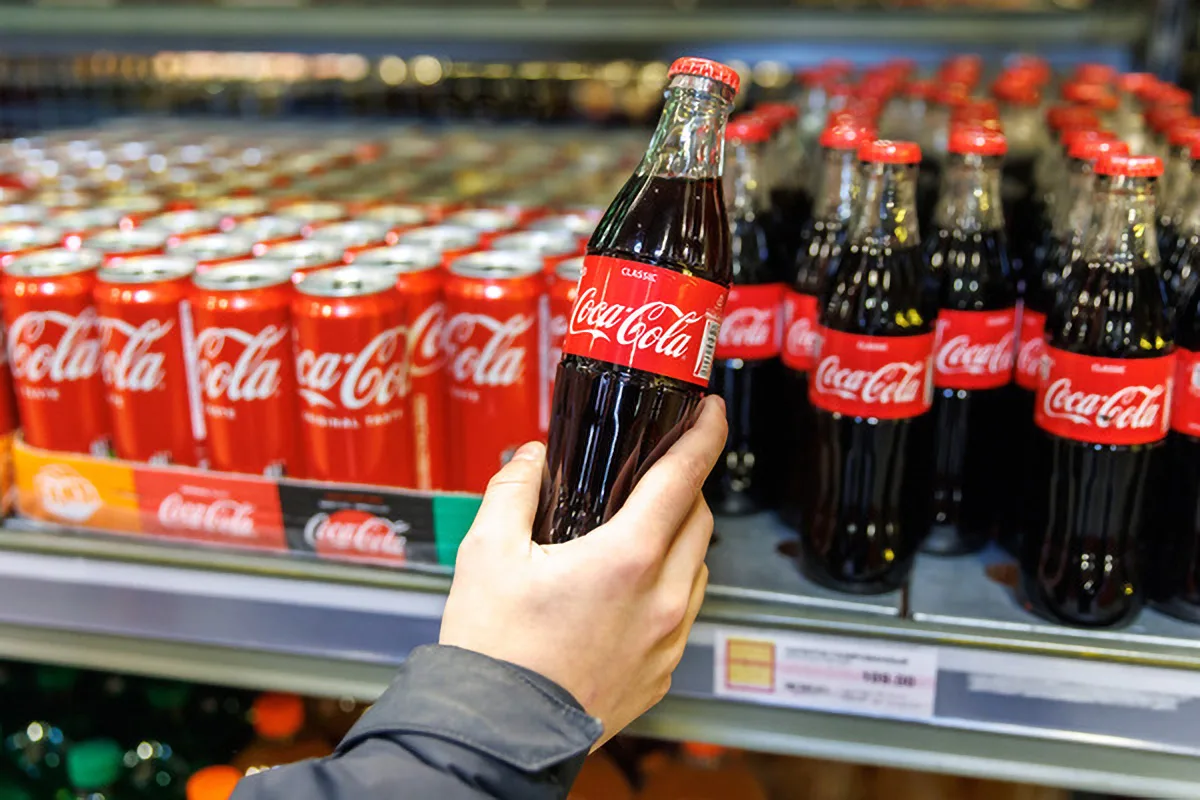 Yllättävä ravintotieto, joka sinun on tiedettävä ennen kuin ostat seuraavan Coca-Colan supermarketista