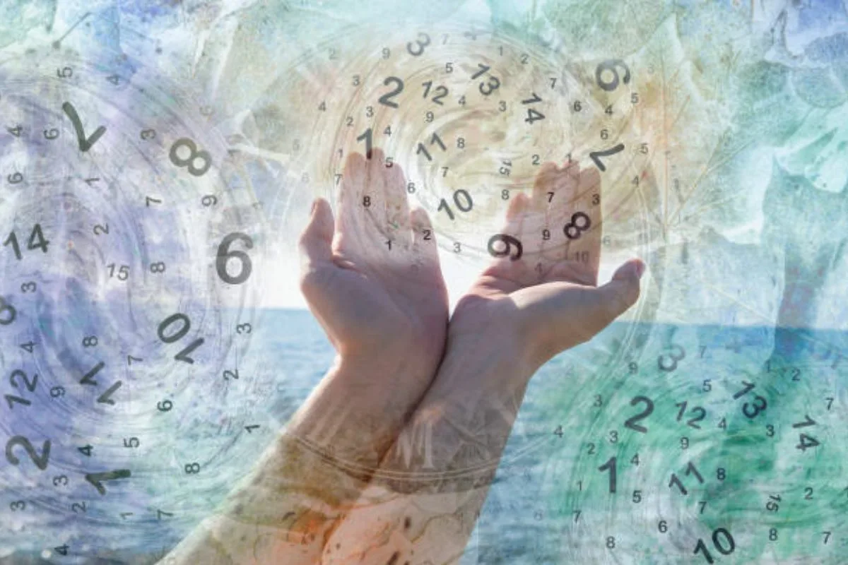 Enkelimäinen aura: Neljä syntymäpäivää, jotka säteilevät valoa ja harmoniaa