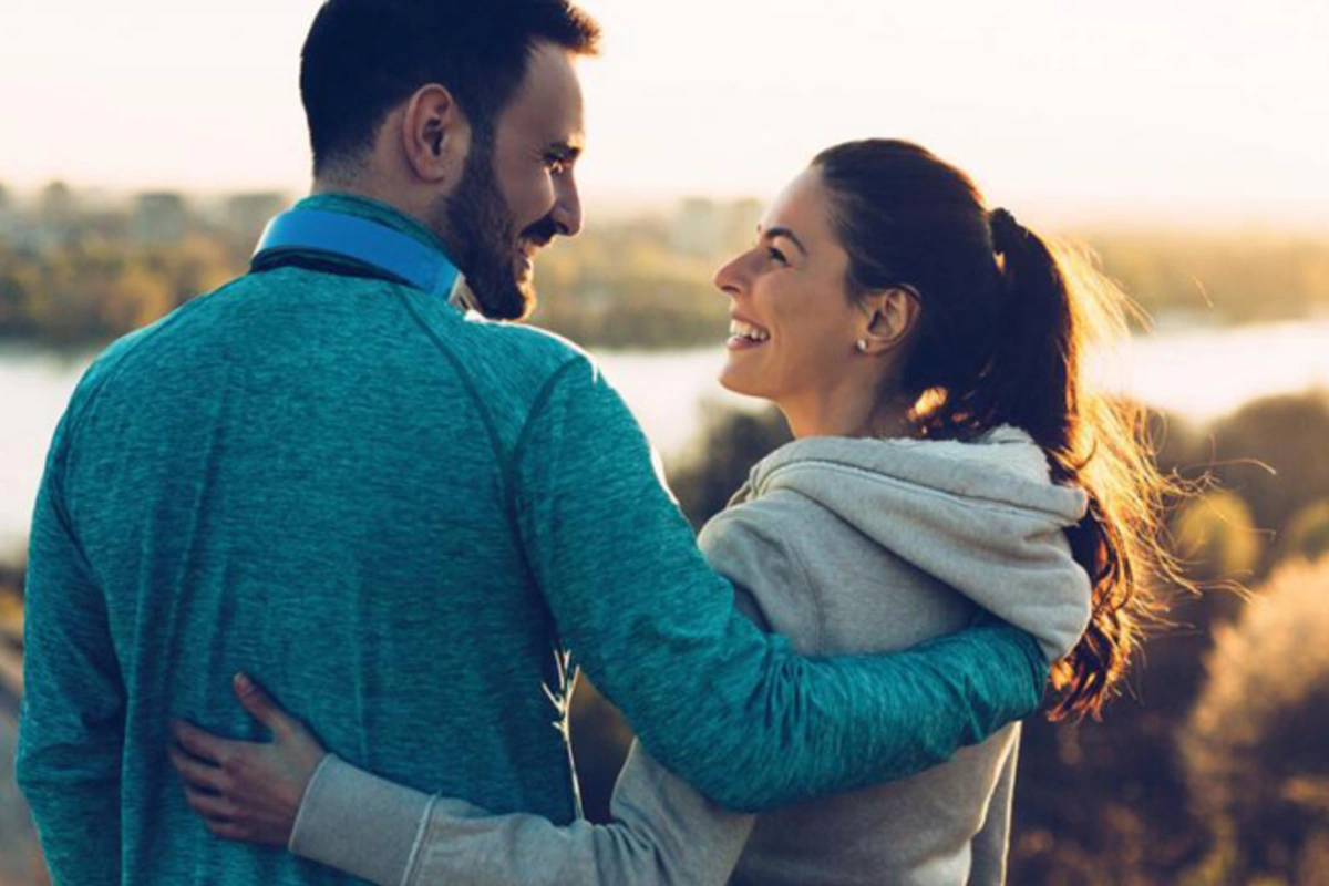 Ennakoiva lämpö: Syvä emotionaalinen turva, joka pitää rakkauden elossa ja vahvana