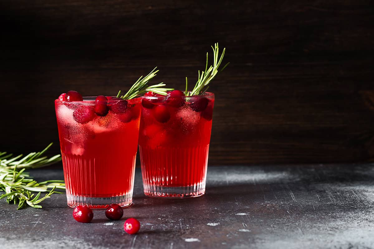 Top 10 epätavalliset alkoholijuomat: Kokeile rohkeita makuja kotona