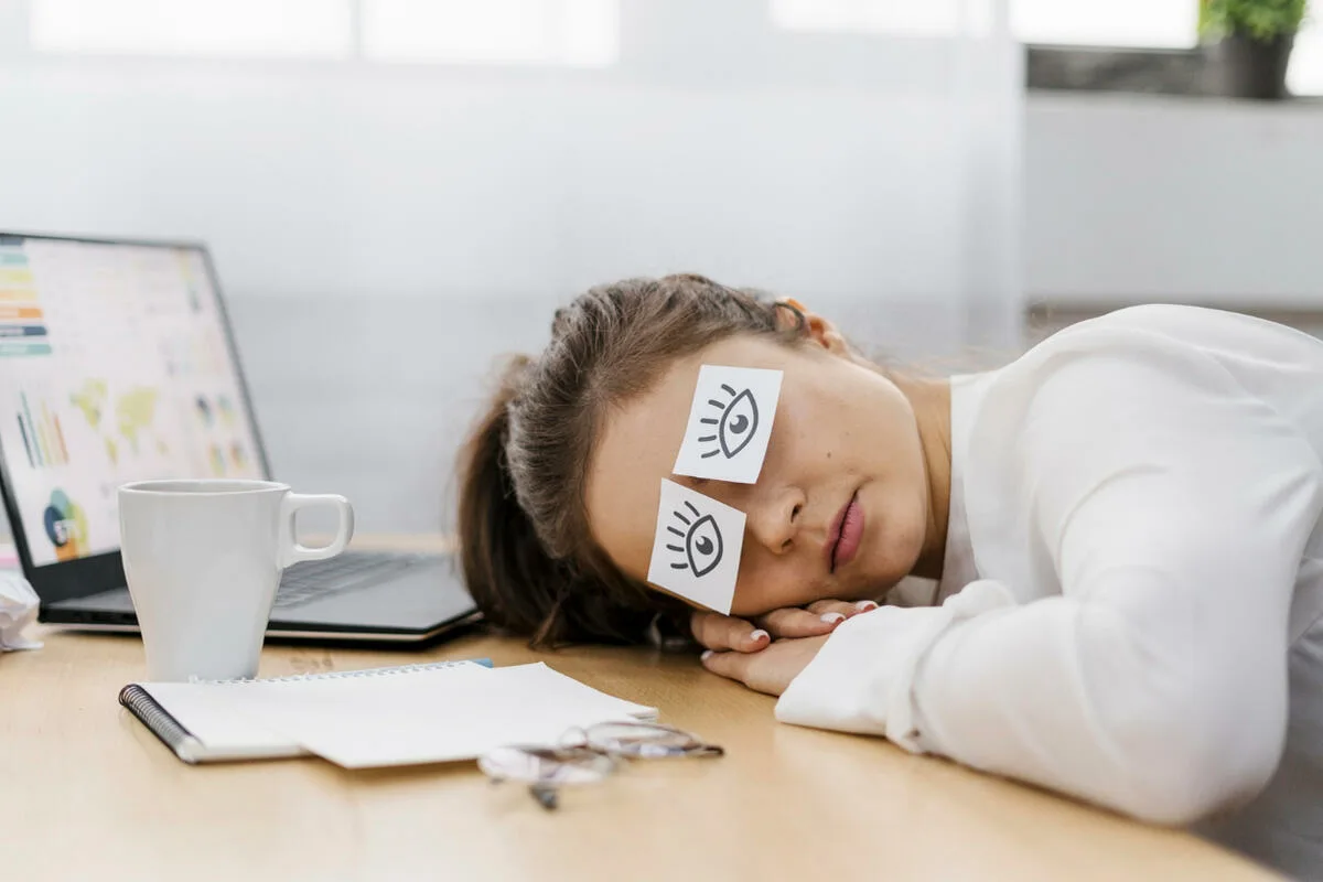 Jatkuva väsymys psykologia – miksi olet aina väsynyt?