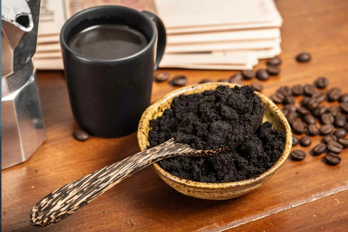 Kahvinporojen uudelleenkäyttö – 6 nerokasta tapaa säästää ja suojella ympäristöä!