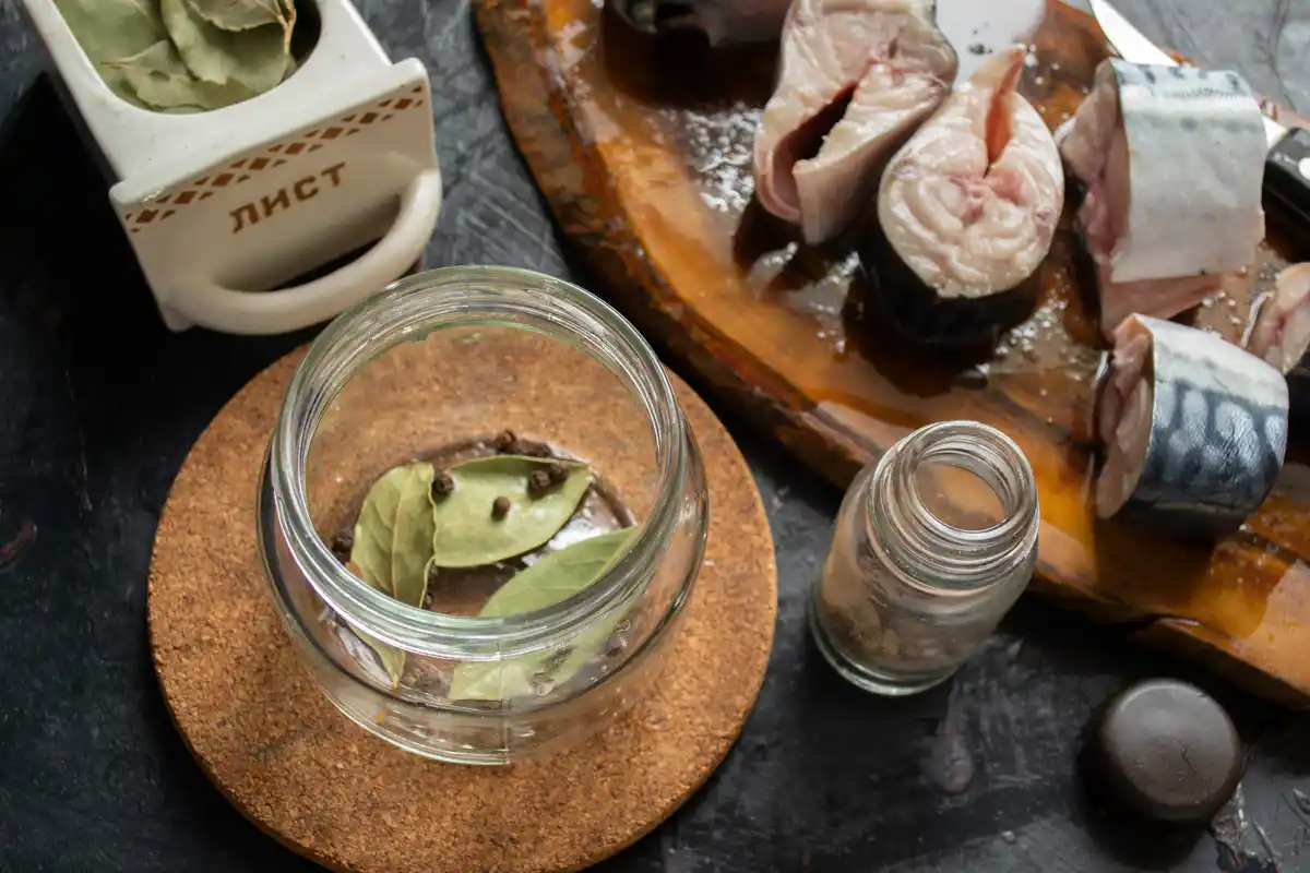 Viisi terveellisintä kalasäilykettä: Ravitsevaa ja helppoa ruokavalioon