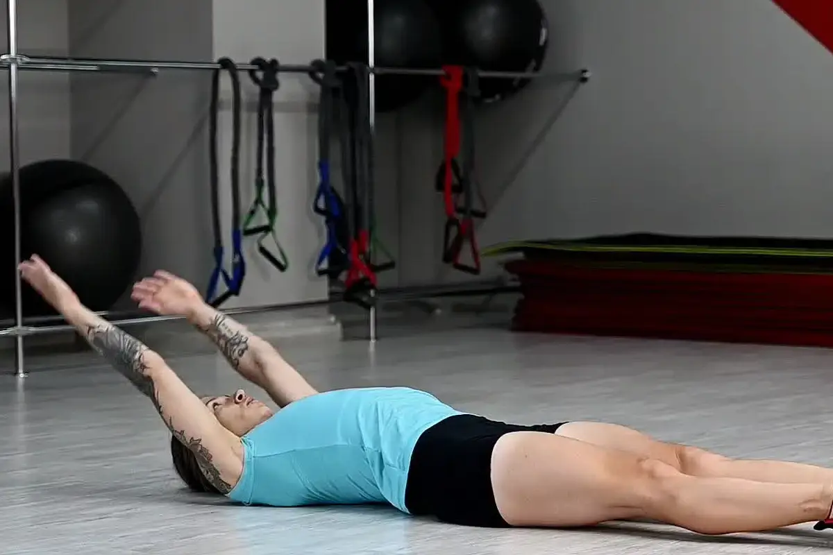 Käsilläseisonta: Viisi harjoitusta, joilla löydät tasapainon ja opit uuden taidon