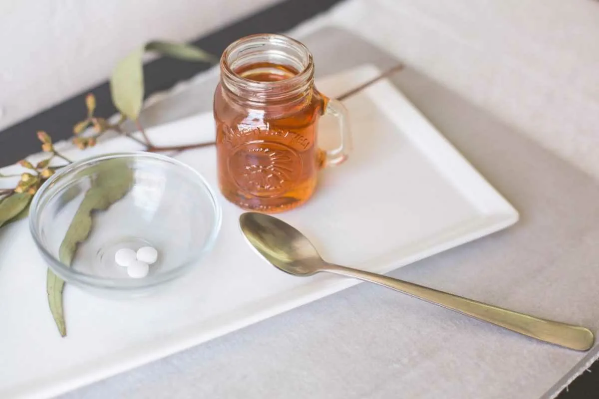 Kasvojen nuorentaminen luonnollisesti – helppo naamio yli 40-vuotiaille!