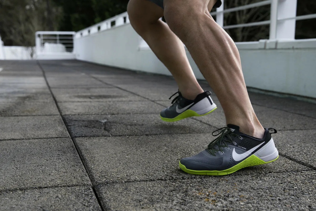 Jalkineet tyylikkäästi joka säähän: 10 edullista kenkäparia kesään