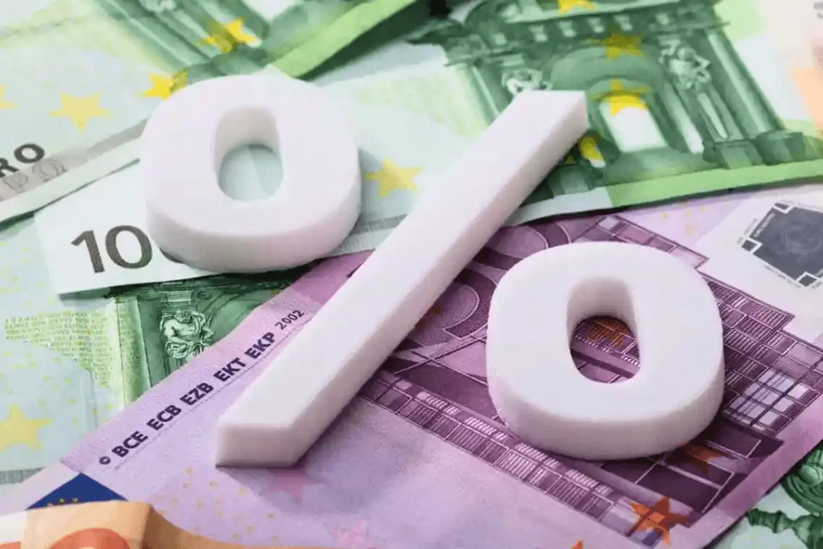 Mitä tehdä, jos lainanlyhennykset ylittävät palkkasi: Neljä askelta taloudelliseen helpotukseen