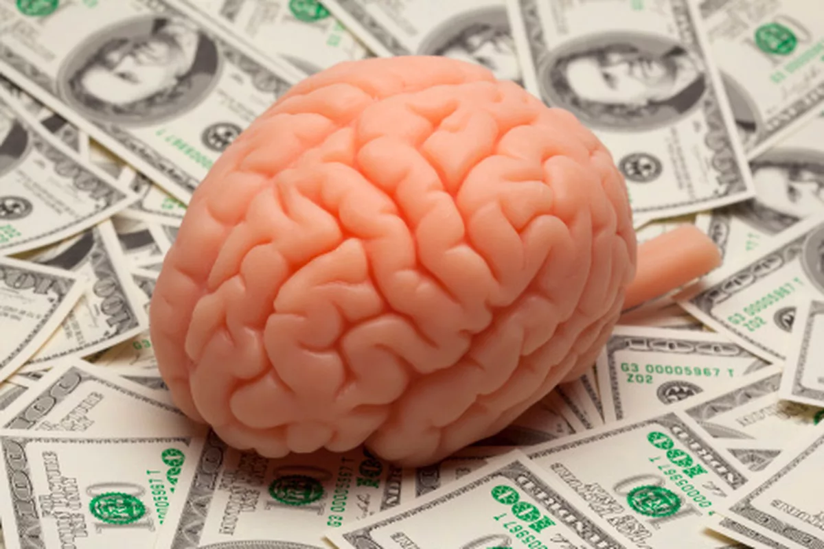 Näin lapsuus ja vanhemmat muovaavat suhdettamme rahaan