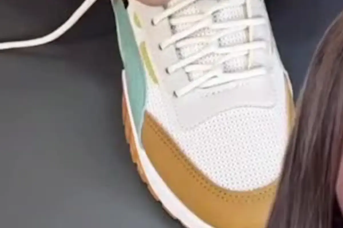 Lyijykynä ja kengännauhat: yllättävä apu nauhojen sitomiseen