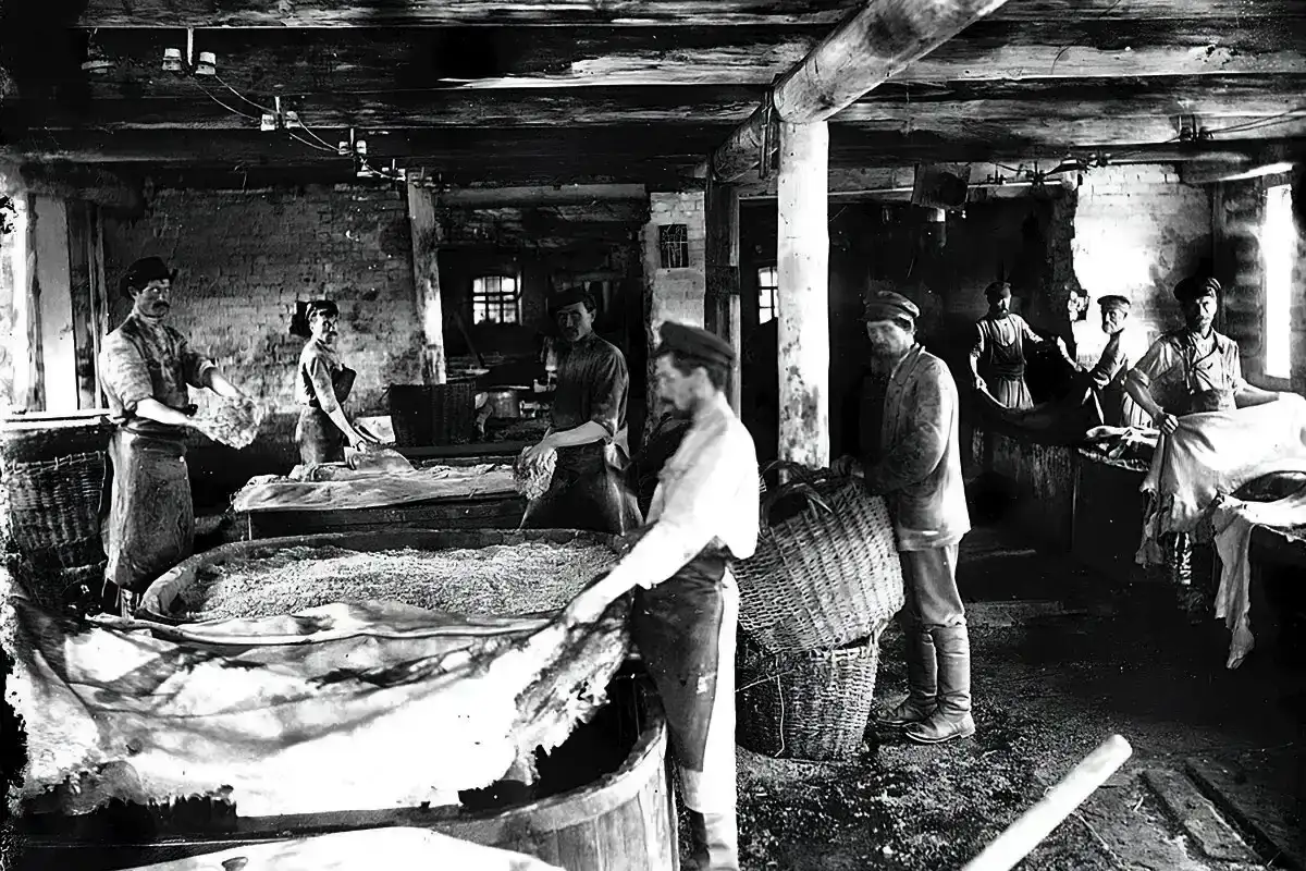 Oudot ammatit menneiltä vuosisadoilta