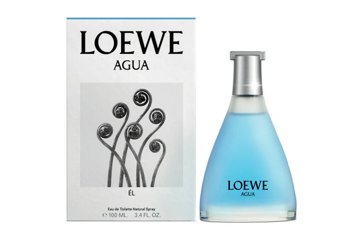 Seitsemän parasta hajuvettä elegantille naiselle: pitkäkestoiset tuoksut lumoavalla jäljellä