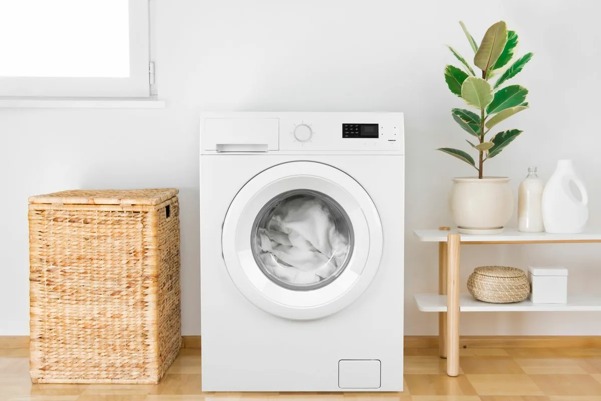 Nerokas pesukoneen puhdistuskikka: sitruuna ja hammastahna tekevät ihmeitä