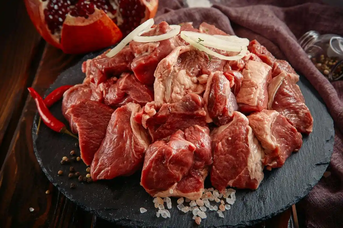 Kuusi ruokaa parempaan muistiin: asiantuntijoiden suositukset aivojen terveydeksi