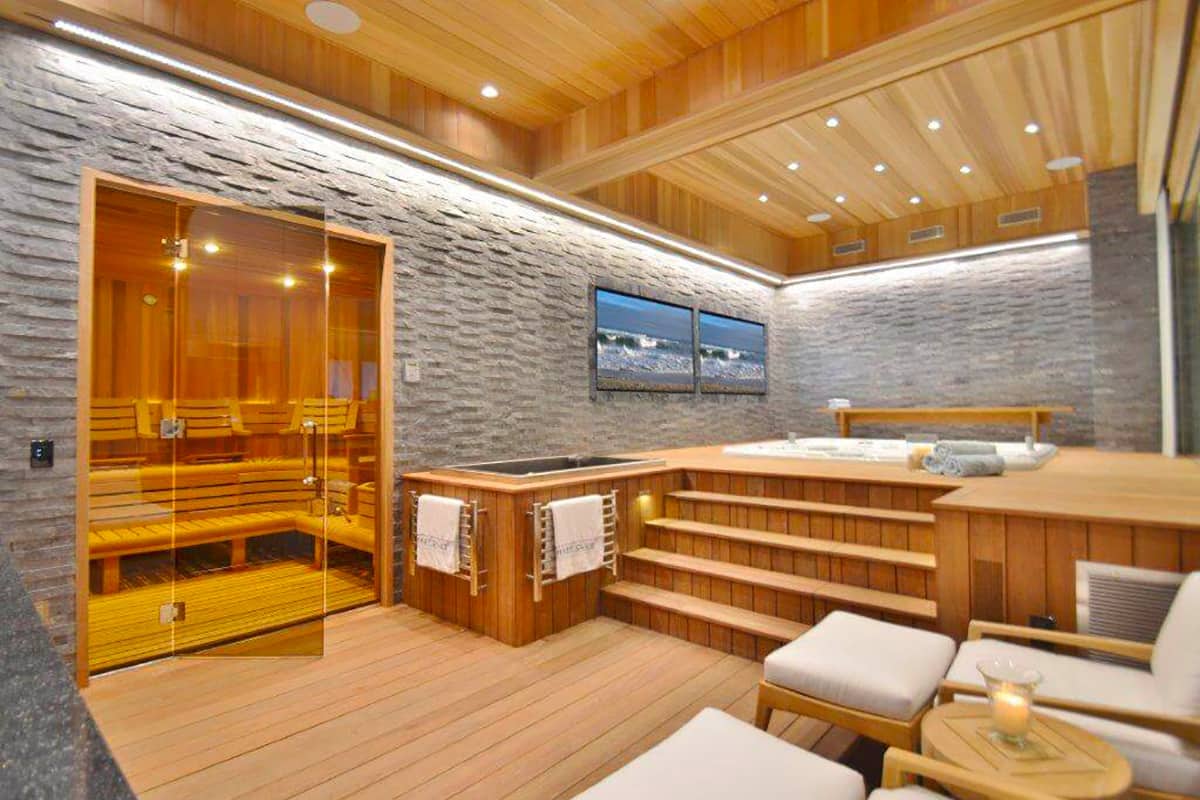 Miksi saunan ovet avautuvat aina ulospäin Suomessa