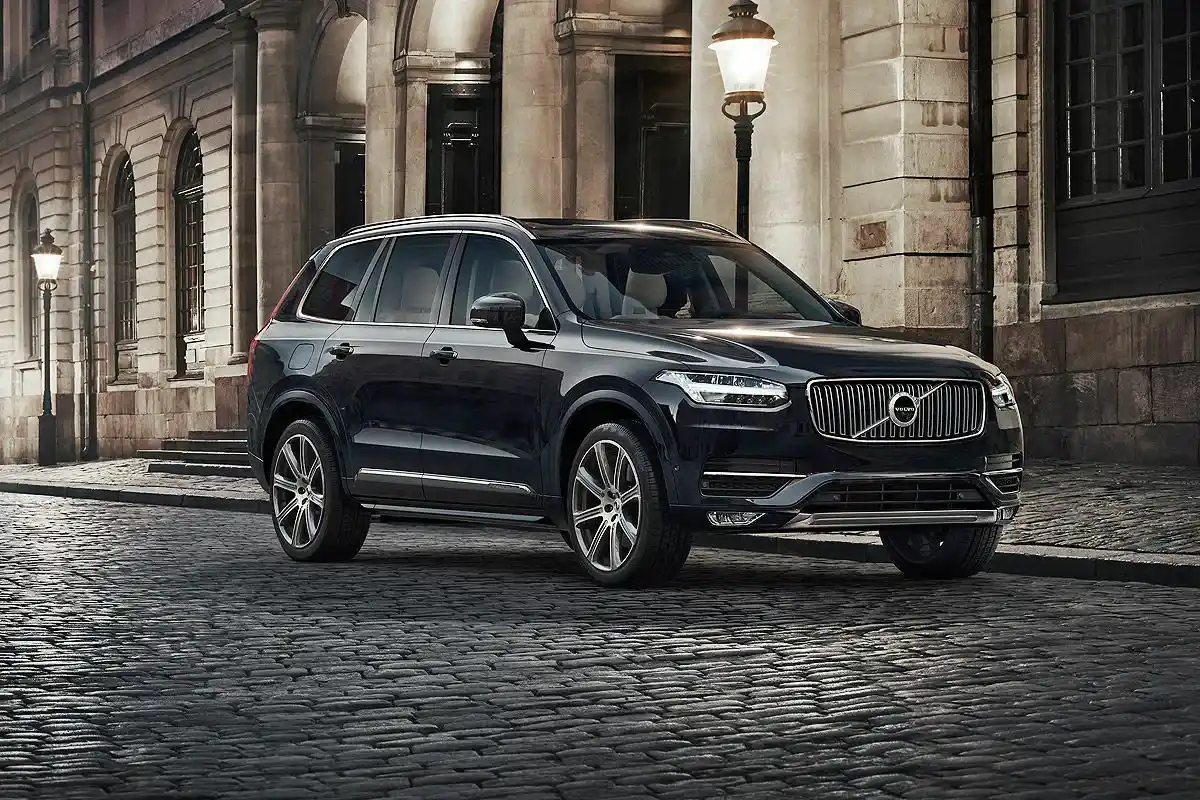 Parhaat seitsemänpaikkaiset autot suurelle perheelle vuonna 2025