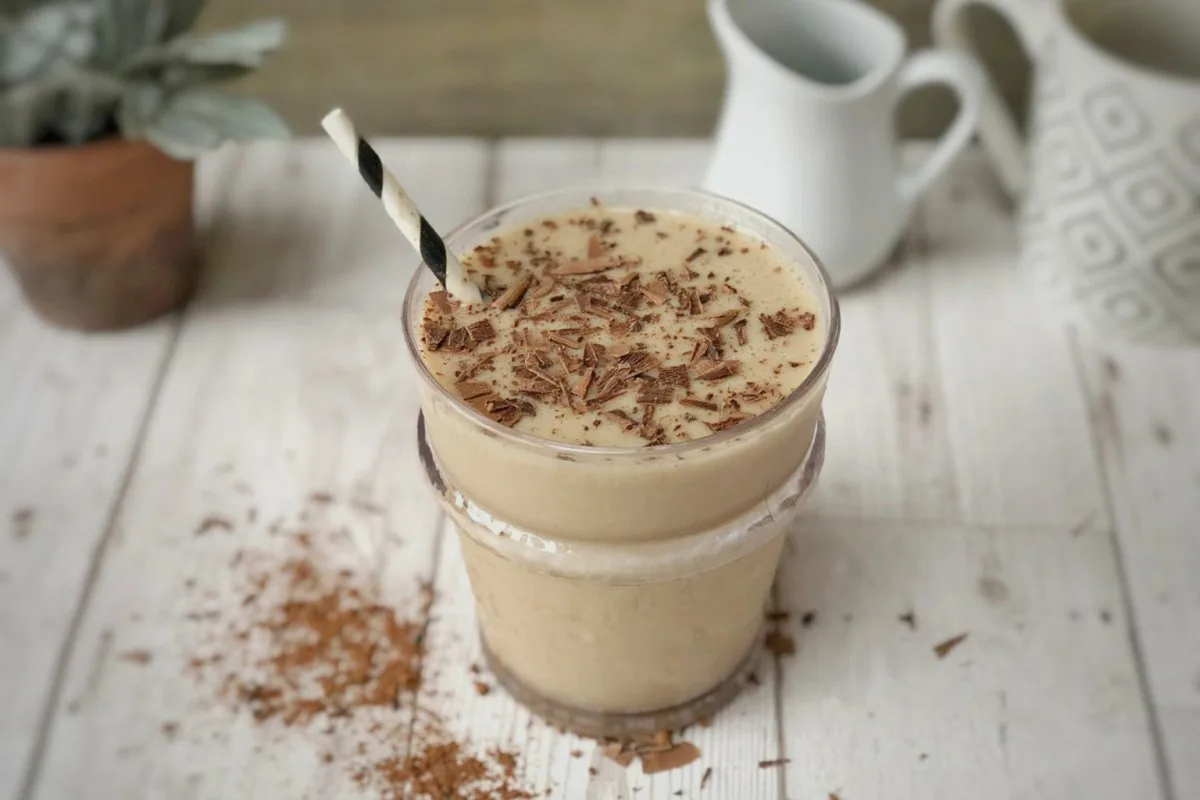 7 virkistävää smoothieta energiseen aamuun