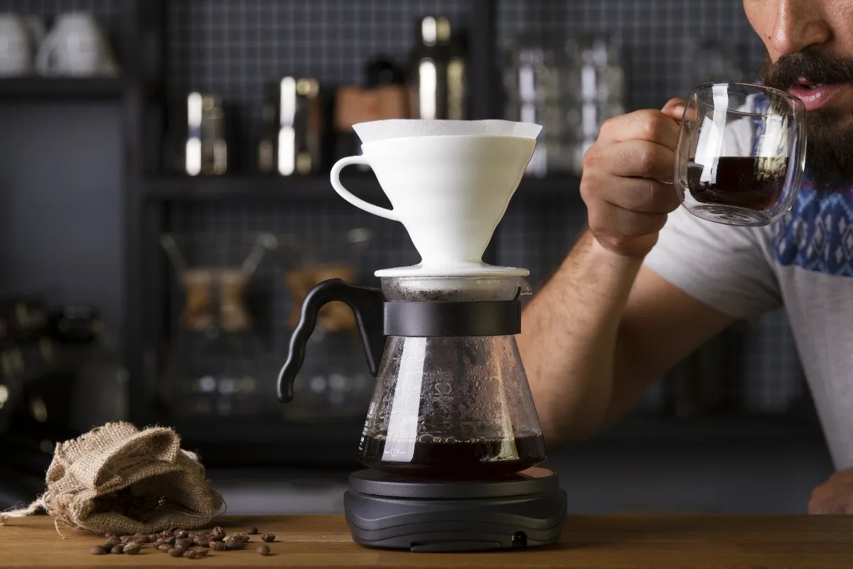Kuinka välttää kitkerä ja pahanmakuinen suodatinkahvi: vinkit täydelliseen kahviin