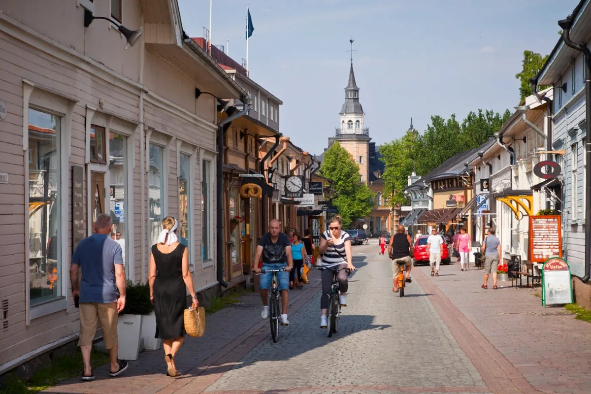 Löydä Suomen piilotetut helmet: Pieniä kaupunkeja rauhalliseen lomaan