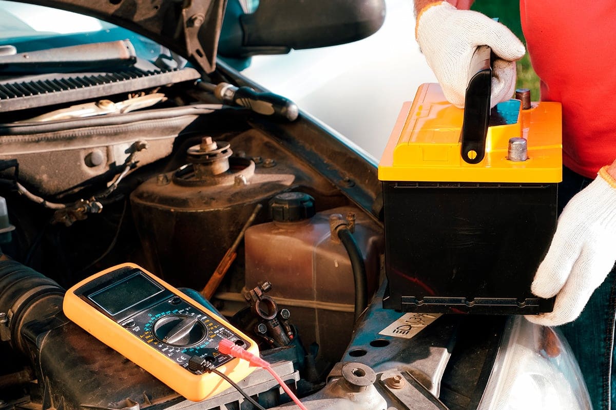 Näin tarkistat akun kunnon ilman laitteita: Yksi yksinkertainen kikka