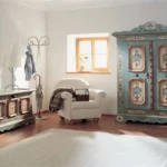 Vanhan ajan lumoa: vintage-huonekalut, jotka haluat kotiisi vuoden 2025 lopulla