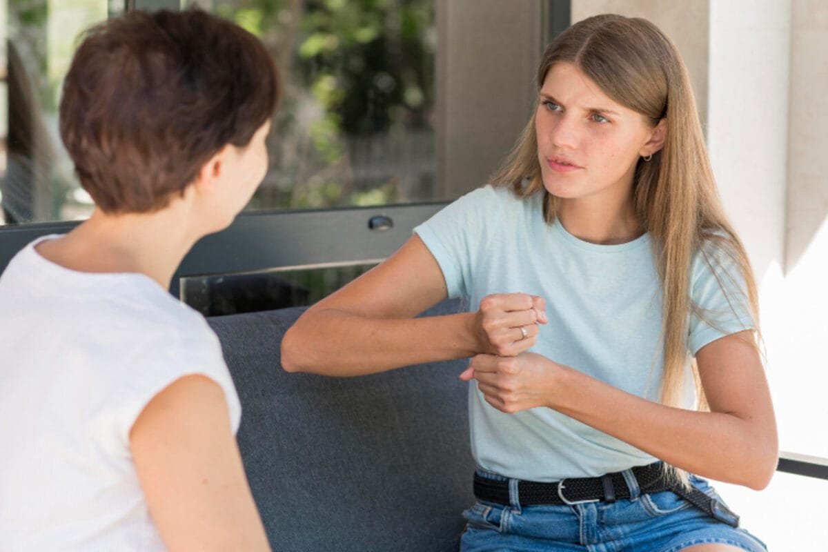 Kuinka irrottautua ystävyydestä ilman syyllisyyttä: Psykologian vinkit terveisiin ihmissuhteisiin