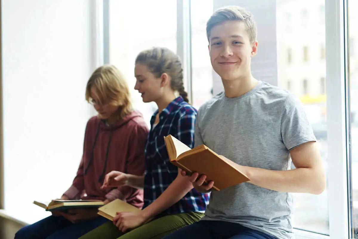 Aivojen kypsyminen ja vastuu: Mikä tekee meistä oikeasti aikuisia?