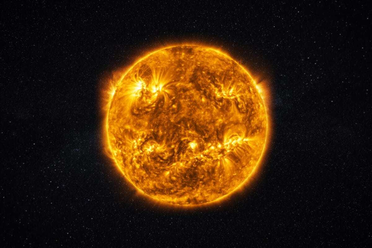 Auringon koostumus ja rakenne: Miksi se ei polta Maata?