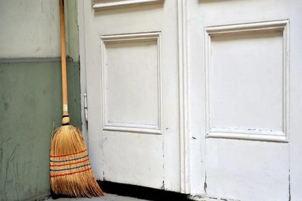 Missä säilytät luuta hyvän energian saamiseksi feng shuin mukaan