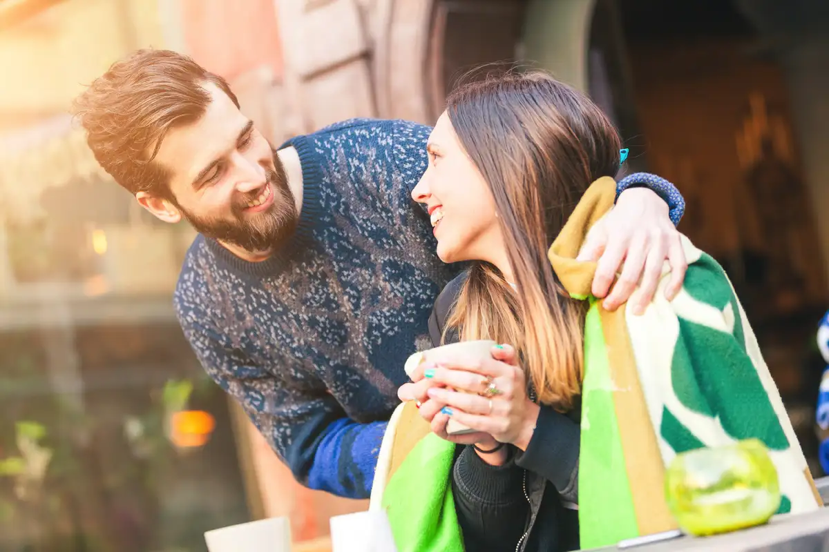 Ulkonäkö ei ratkaise: 4 tieteellistä merkkiä siitä, että viehätät muita