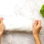 Kääri salaatti paperipyyhkeeseen: salainen vinkki, jolla vihannekset pysyvät raikkaina viikkoja