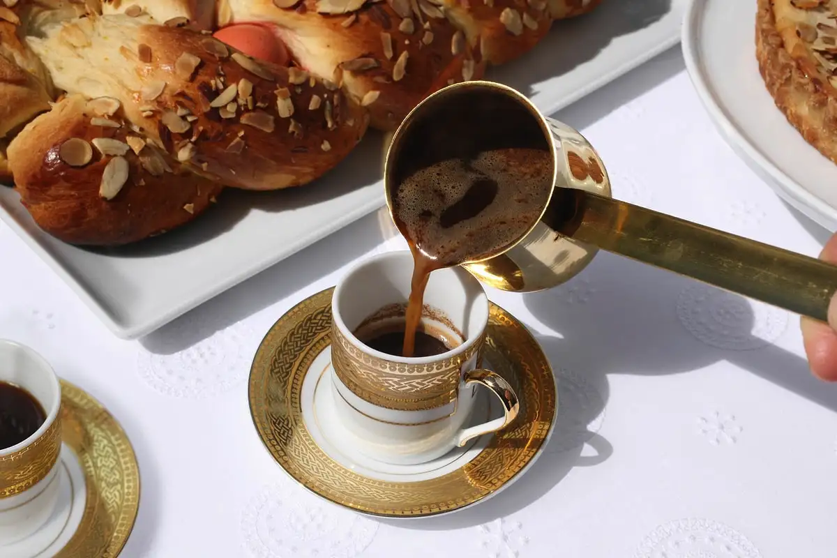 Kahvi voi vaarantaa terveytesi: ravitsemusterapeutit paljastavat 7 vaarallista vaikutusta