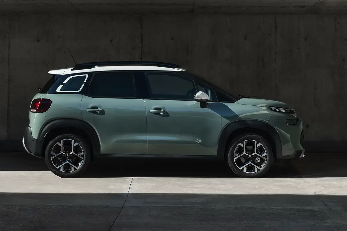 10 kompaktia maasturia pienimmällä polttoaineenkulutuksella: asiantuntijoiden testit